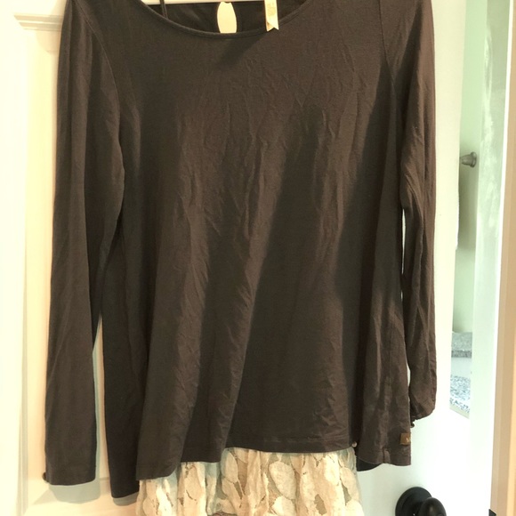 Matilda Jane two piece top set- extremely comfortable and unique. - Picture 2 of 13